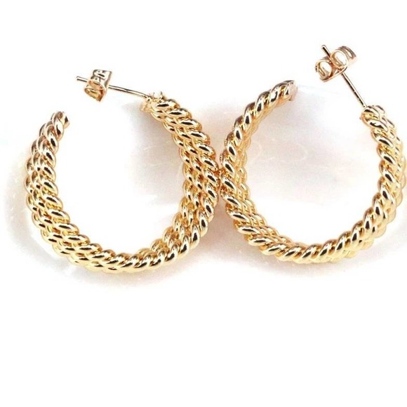 OPEN Circle Huggie Hoop Earrings 18k Gold Plated - Picture 2 of 3